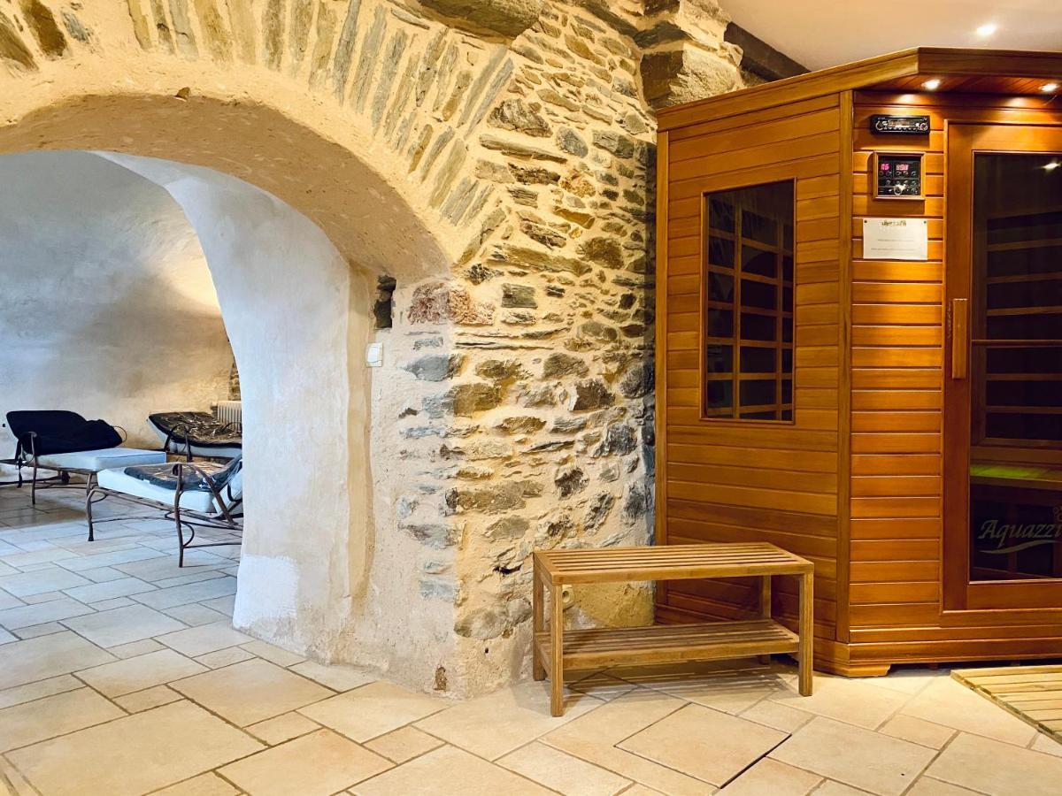 Gasthuis Le Chateau De La Roque 3*